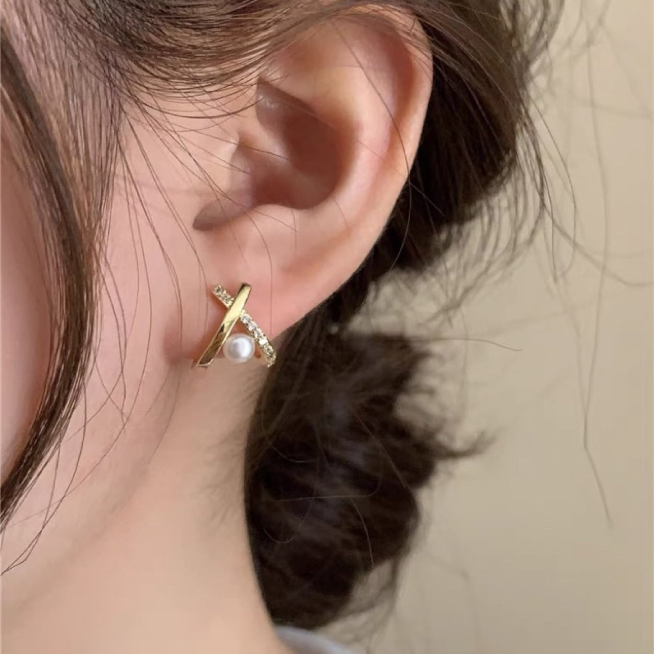 微镶锆石交叉天然淡水珍珠耳钉感s925银针气质百搭小巧女