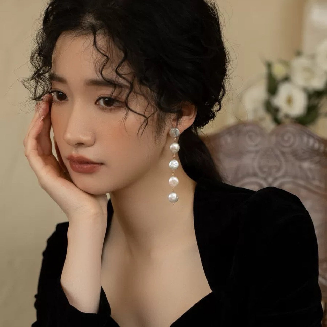 天然巴洛克扁片纽扣珍珠长款流苏坠感显瘦耳坠耳环耳钉女耳线优雅